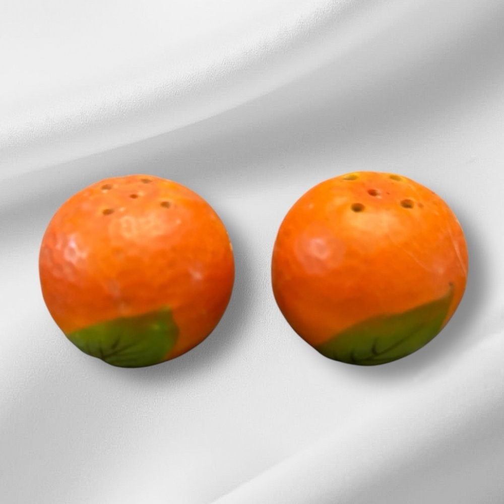 Vintage Oranges Salt & Pepper Shakers